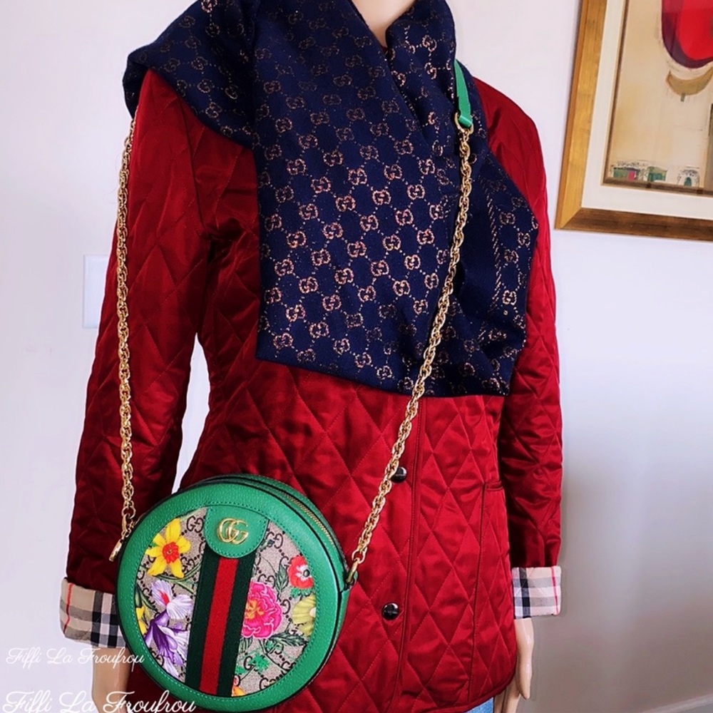 Authentic Gucci scarf - Picture 7 of 16